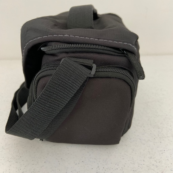 Sony Soft Case Small Camera Travel Carrying Bag in Black - Picture 6 of 15